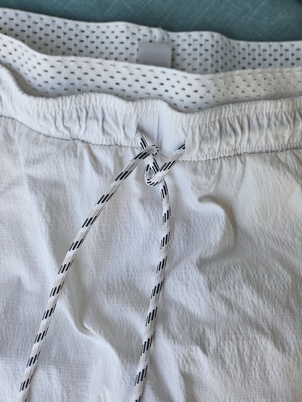 Athleta Crest Skort Womens 0 White Ripstop 15" Stretch Tennis Pickleball Skirt - Picture 2 of 10